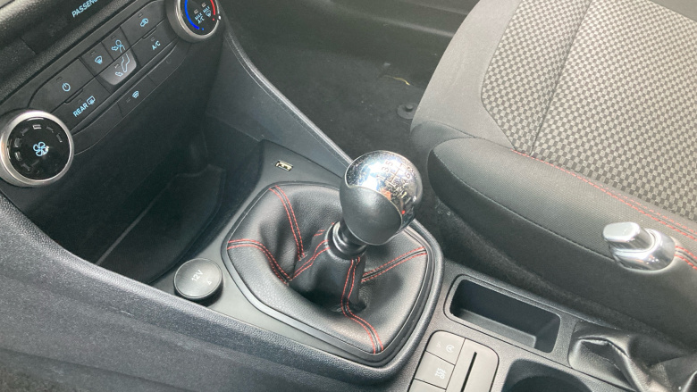 Ford Fiesta 1.0 EcoBoost Hybrid mHEV 125 ST-Line Edition 5dr Petrol Hatchback